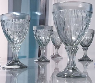 Необычные рюмки, рассказывающие о космических свершениях