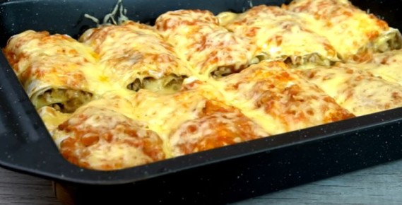 Удобное и вкусное блюдо: энчилада из фарша и лаваша