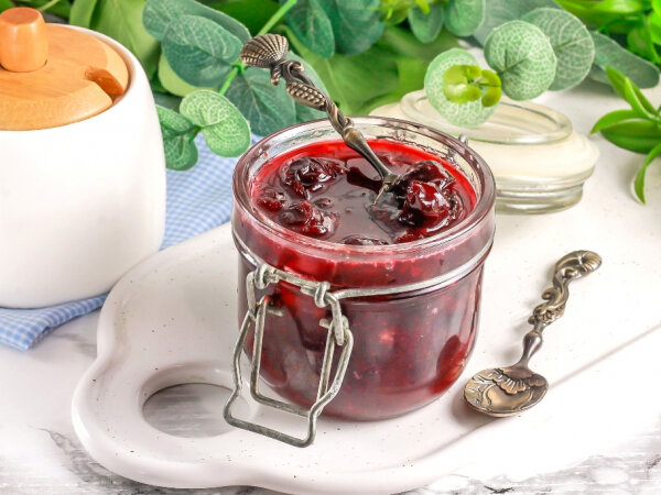 Новый способ заготовки вишневого варенья: легко и удобно