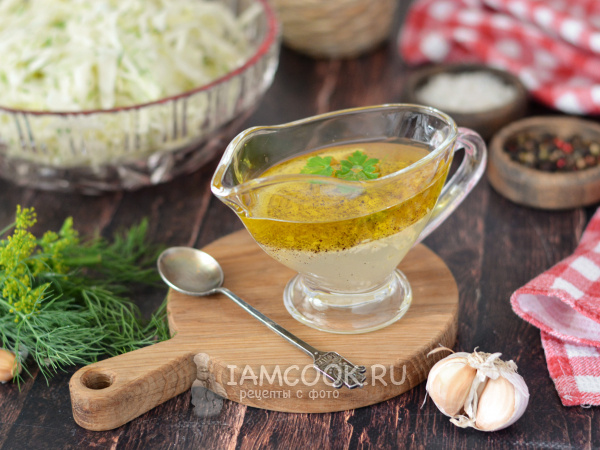 Овощи в новом свете: 7 заправок для салата, которые изменят вкус