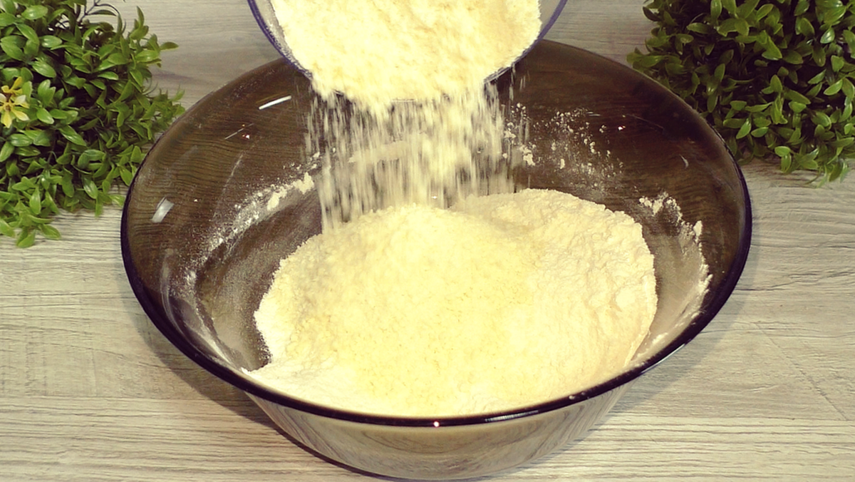 Необычный ягодный пирог с нежной сметанной заливкой