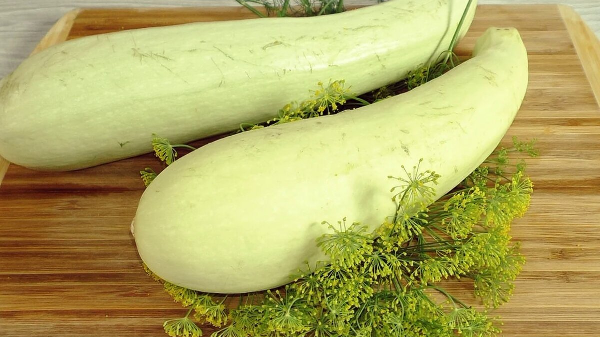 Секреты зимних заготовок: универсальная овощная смесь для вашего стола