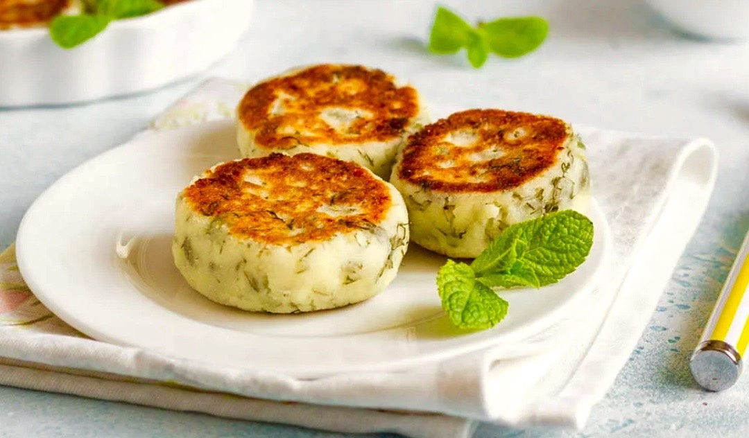 Сырники, которые покорят ваше сердце: рецепты для настоящих гурманов