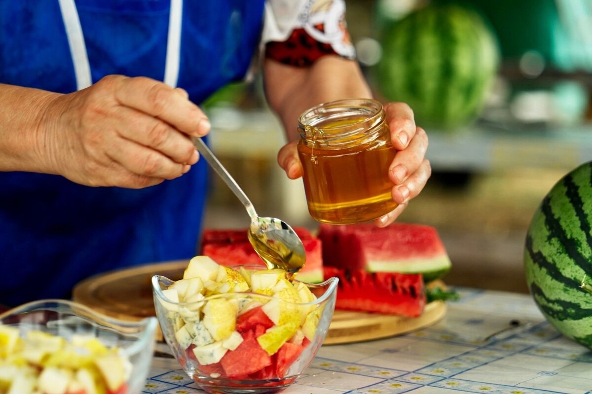 Арбузный салат с сыром: свежий рецепт из Астрахани