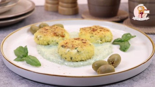 Необычные сырники с оливками: рецепт для гурманов на утро