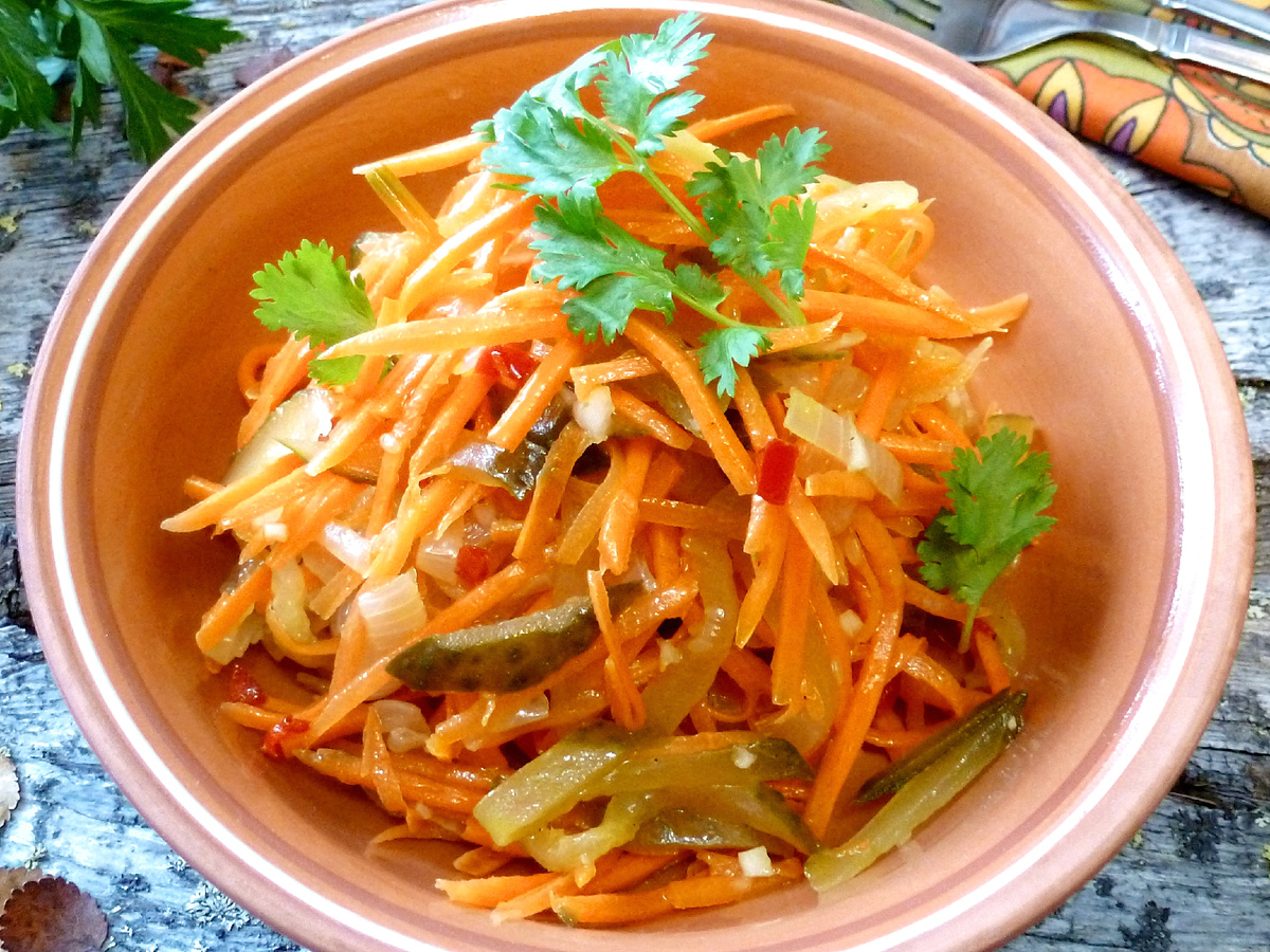 Салат, который удивит своим вкусом: просто, быстро и очень вкусно