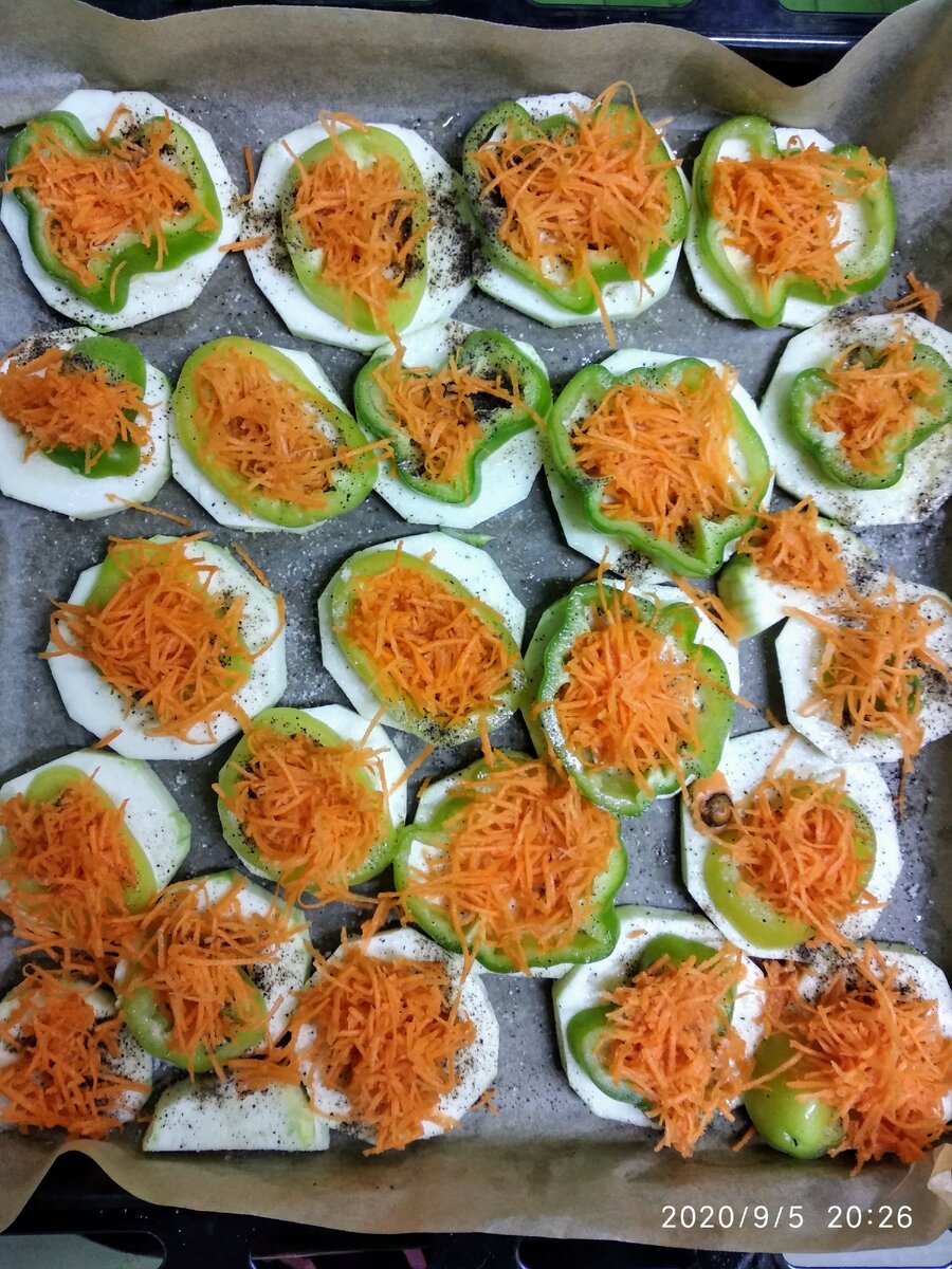 Скумбрия на овощах: изысканный ужин без лишних хлопот