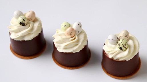 Пасхальные десерты 2026: творожные пасхи в современном стиле