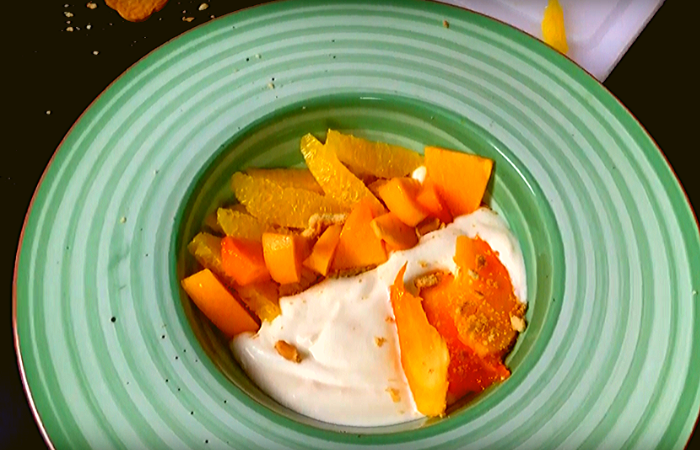 Незабываемый десерт за пять минут: два ингредиента и ваша фантазия