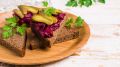 Оживлённый вкус прошлого: как приготовить культовый бутерброд со свеклой для настоящих гурманов