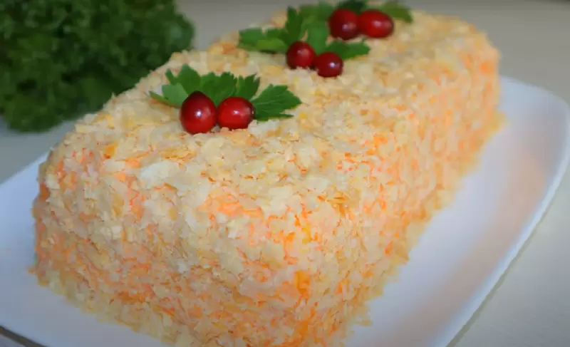 Как приготовить вкусный закусочный торт для любого праздника