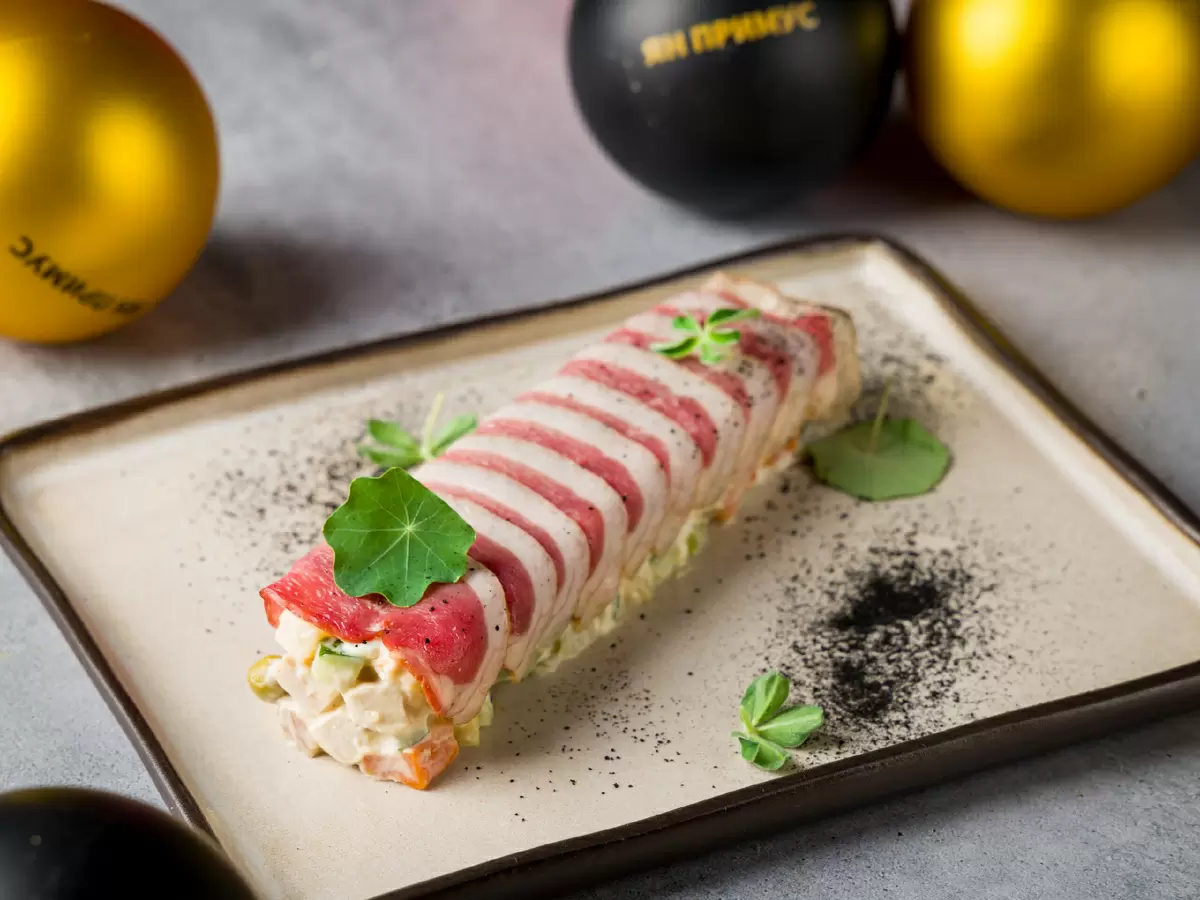 Необычный оливье с уткой: новый взгляд на классический салат