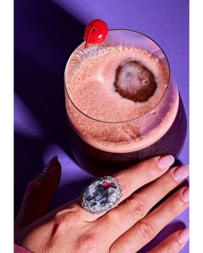 Идеальный безалкогольный коктейль на основе вишни и кофе для летнего отдыха