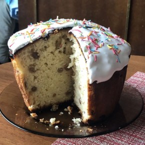 Нежный творожный кулич без усилий: простой, вкусный и с легкой лимонной кислинкой