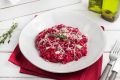 Ризотто с свеклой и голубым сыром: удивительное вкусовое приключение