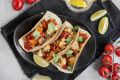 Откройте для себя вкус мексиканских такос с бататом и хумусом